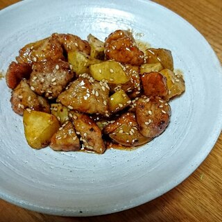 豚モモ肉ブロックとじゃがいも甘辛炒め